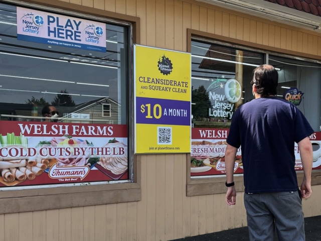 Convenience Store Advertising