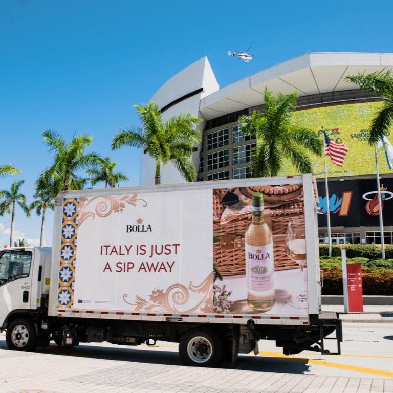 Mobile Trucks Ads - Nationwide Coverage
